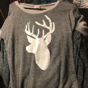 Grey Deer Head Longsleeve